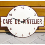 cafe-de-pintelier-emaille-klok-uurwerk-enamel-willems